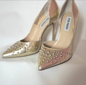 Steve Madden pumps